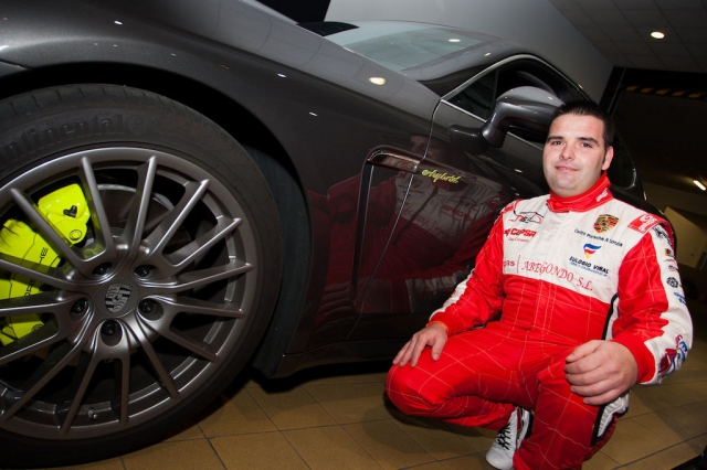 009 exposicion porsche 035